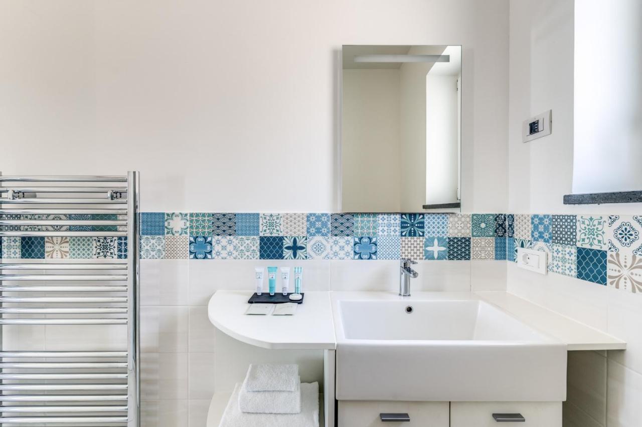 Rusinella Minimalist Retreat With Sea Views *
