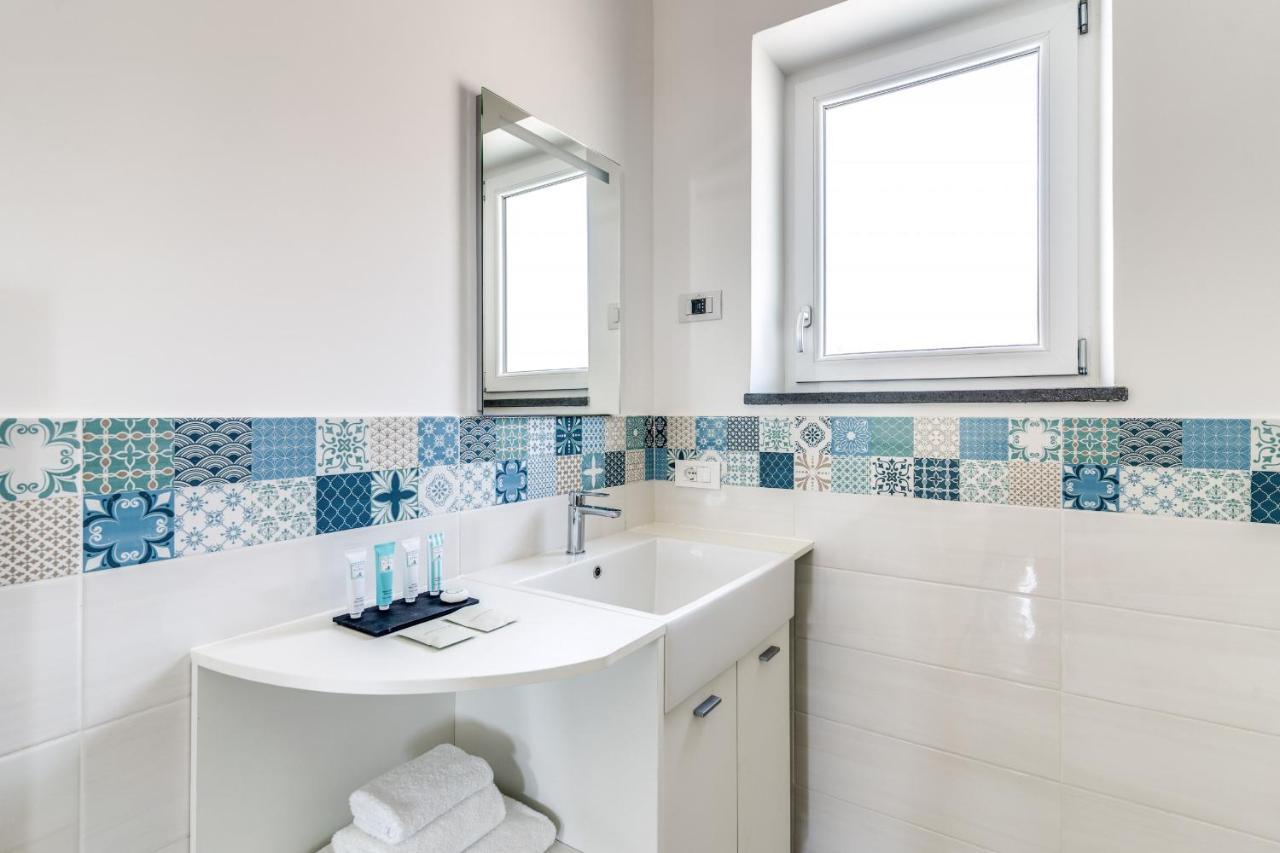Villa Rusinella Minimalist Retreat With Sea Views *